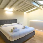 Modern Penthouse With Terrace San Frediano Lejlighed Firenze
